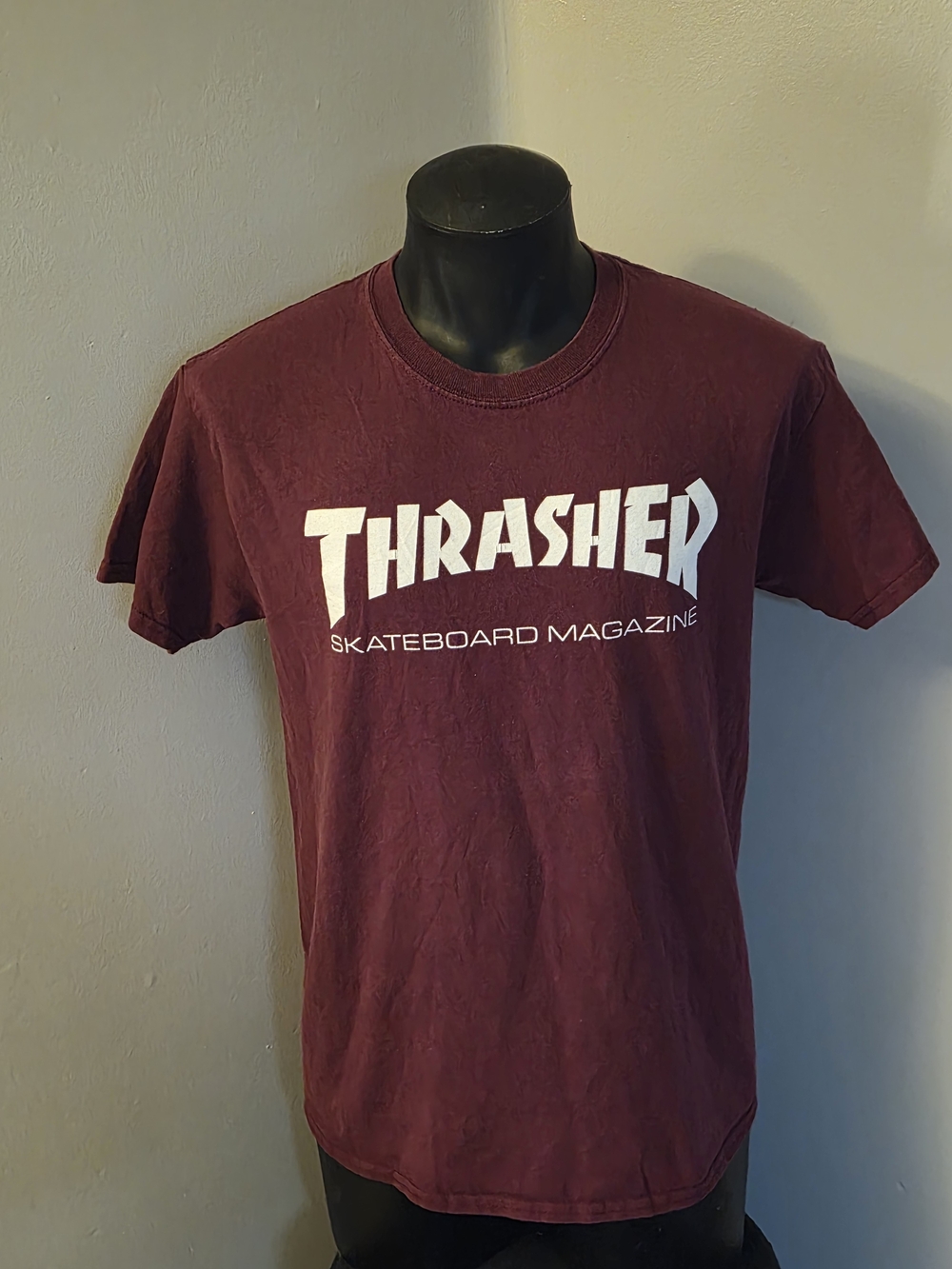 Thrasher Skateboard Magazine T-Shirt Burgundy Red White Logo Skatewear